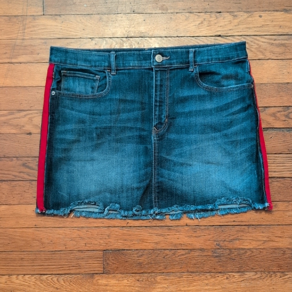 Express Blue Denim Mini Skirt with Red Accents